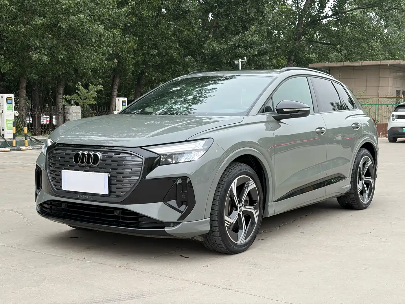 Audi Q4 e-tron 2023 50 e-tron quattro Creation Edition
