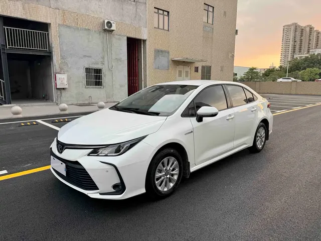 Toyota Corolla 2022 Hybrid 1.8L E-CVT Pioneer Edition