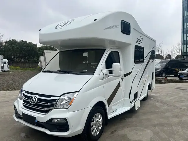 SAIC Maxus Xintu V80 2021 2.0T Manual Classic City Delivery King Long Wheelbase Medium Roof 3-seater