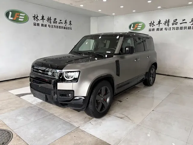 Land Rover Defender 2025 110 3.0T P400 X