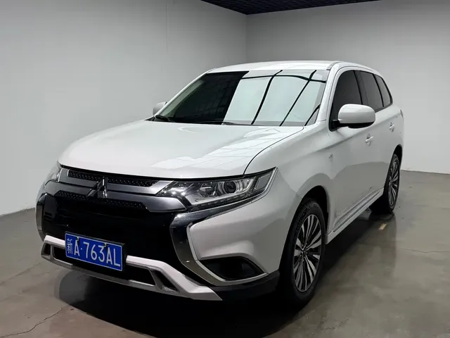 Mitsubishi Outlander 2021 2.0L 2WD Smooth Ride Version 5-Seater