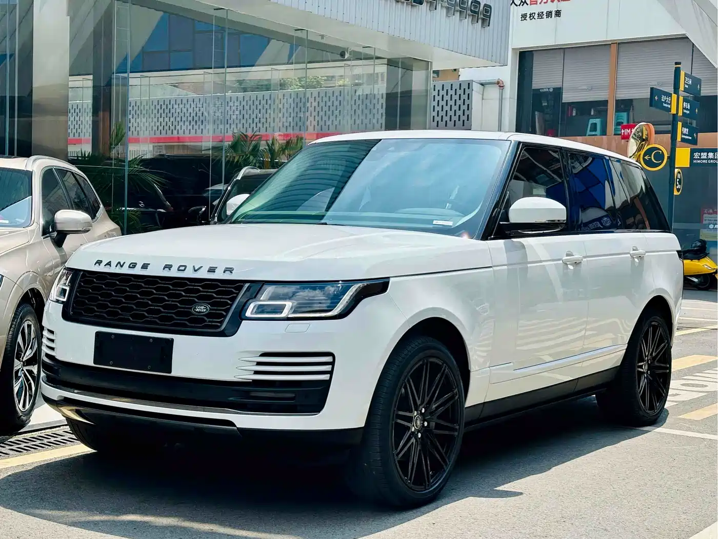 Land Rover Range Rover 2021 3.0 L6 Heritage Edition