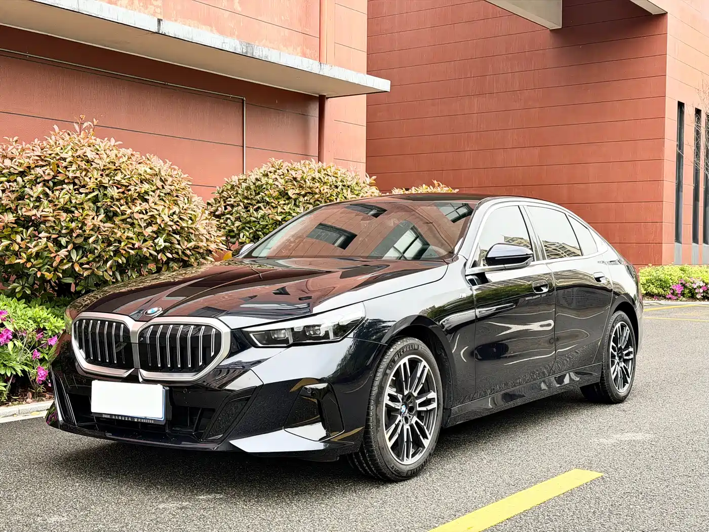 BMW 5 Series 2024 525Li M Sport Package