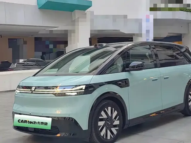 ZEEKR MIX 2025 Smart Driving Edition