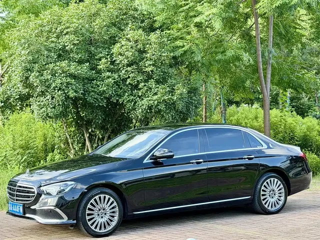 Mercedes-Benz E-Class 2023 E 260 L
