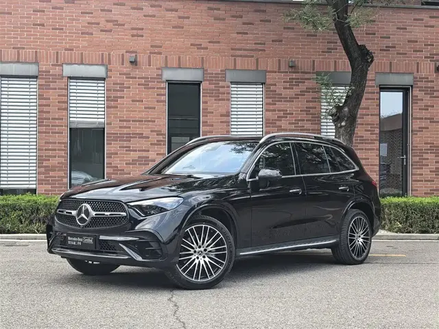 Mercedes-Benz GLC 2023 GLC 300 L 4MATIC Luxury 5-Seater