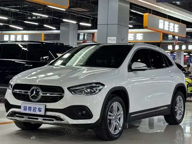Mercedes-Benz GLA 2023 GLA 200