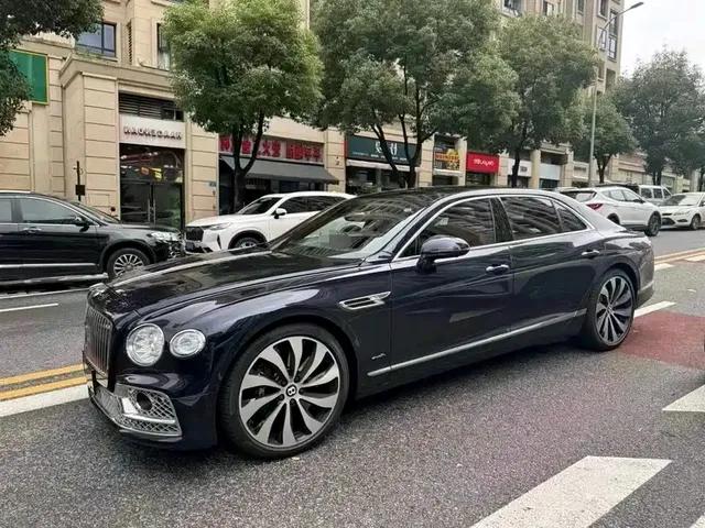 Bentley Flying Spur 2024 4.0T V8 Elegance Edition