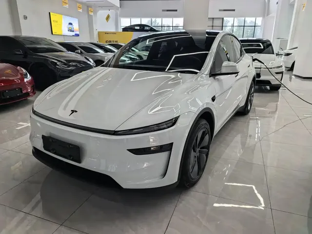 Tesla Model Y 2026 Rear-Wheel Drive