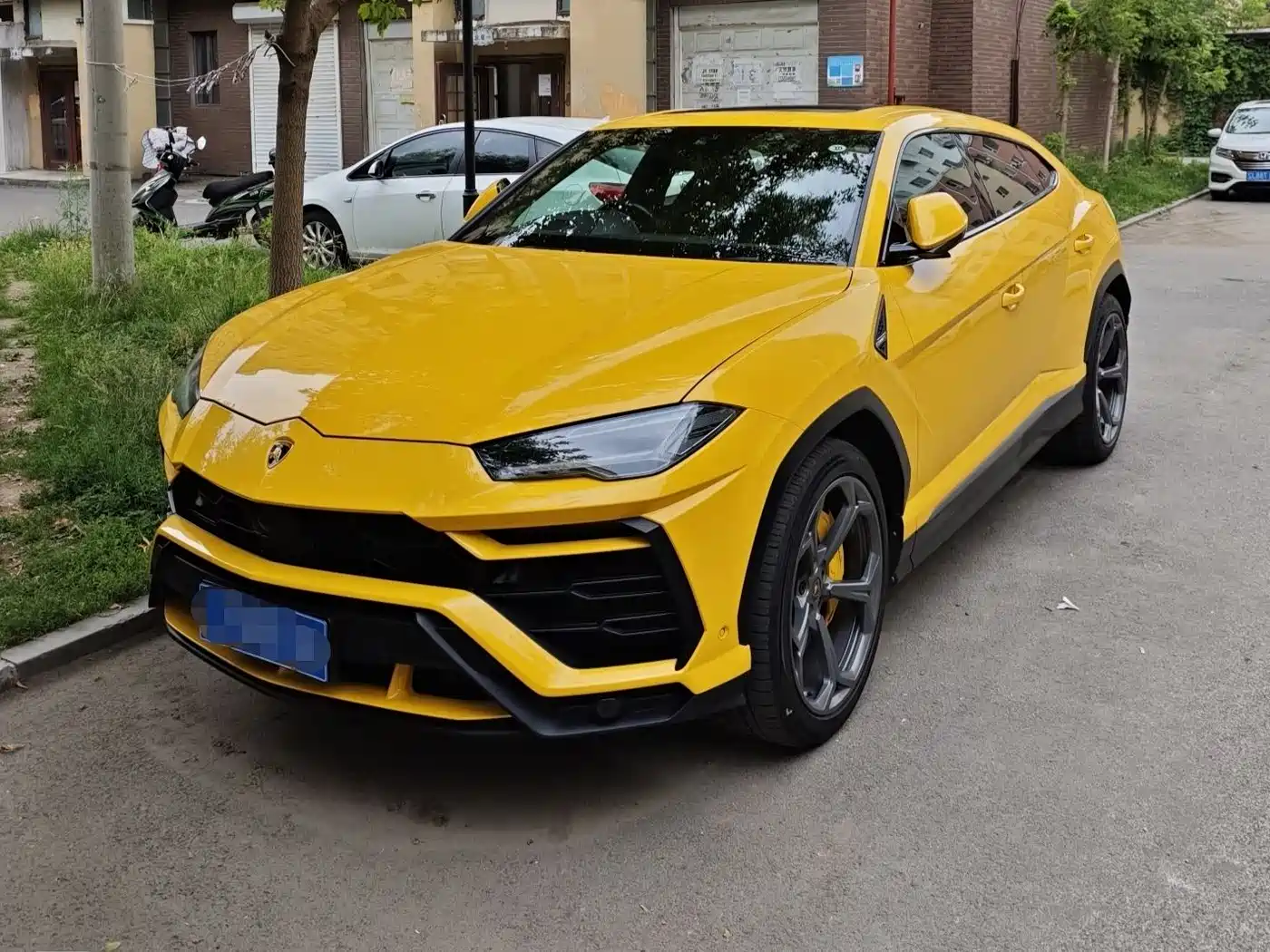 Lamborghini Urus 2021 4.0T V8