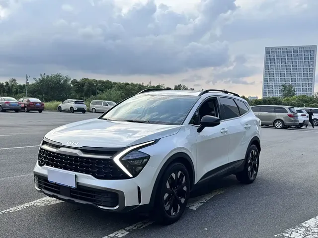 Kia Sportage 2023 2.0T 2WD Premium Edition