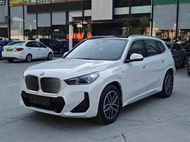 BMW iX1 2023 eDrive25L M Sport Package