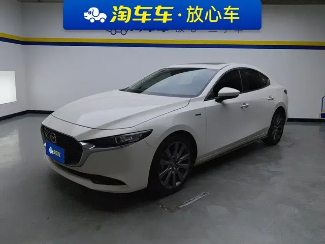 Mazda 3 Axela 2021 2.0L Automatic Quality Shine