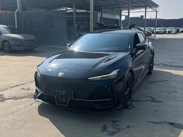 Changan UNI-V 2023 1.5T Sport Edition