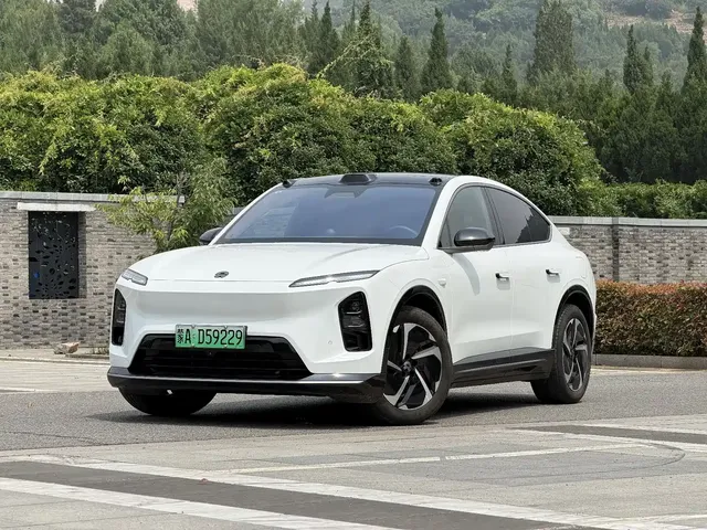 NIO EC6 2025 75kWh