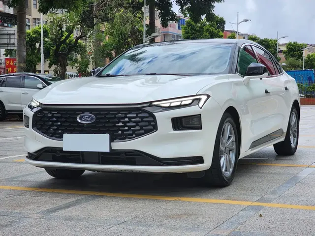 Ford Mondeo 2023 EcoBoost 245 Luxury