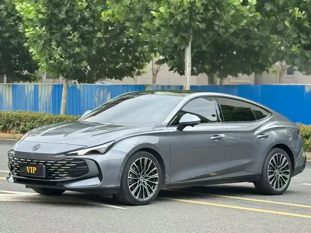 MG 7 2023 2.0T Automatic Hunting Beauty Luxury Edition