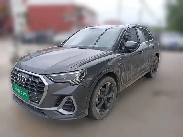 Audi Q3 2023 35 TFSI Fashion Dynamic (1.4T)