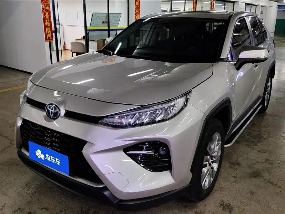 Toyota Wildlander 2022 Hybrid 2.5L E-CVT FWD Luxury PLUS Edition