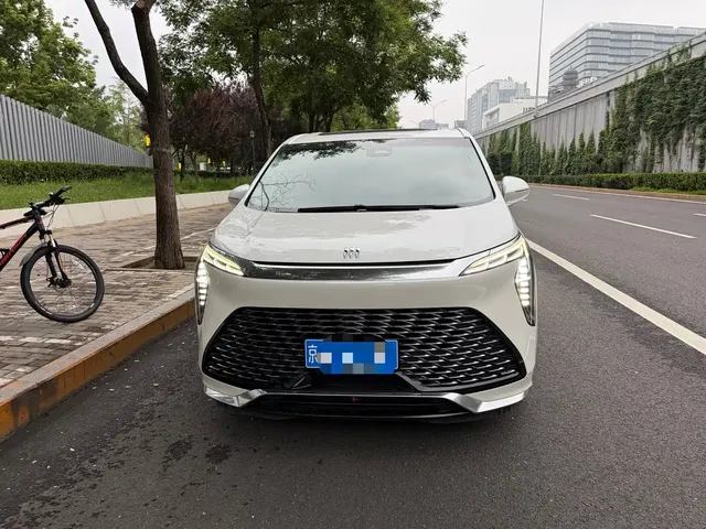 Buick Century 2023 2.0T 7-Seater World Edition