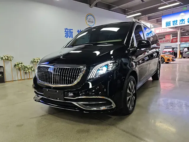 Mercedes-Benz Vito 2023 2.0T Elite 7-Seater