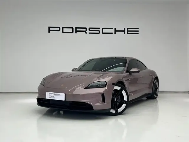Porsche Taycan 2025 Taycan