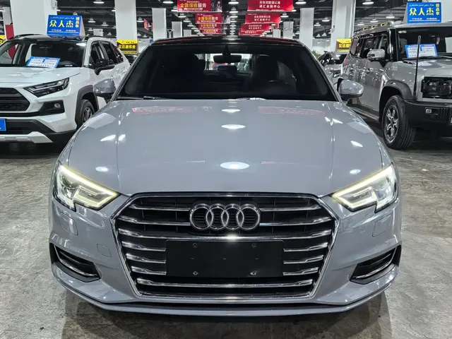 Audi A3 2020 Limousine 35 TFSI Progressive Type China VI