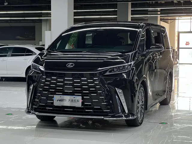 Lexus LM 2023 350h 7-Seater Elegance Edition
