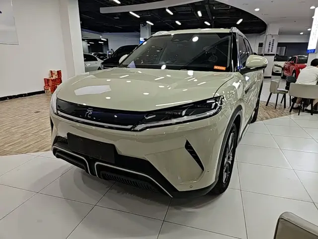 BYD Yuan UP 2024 401KM Surpass Edition