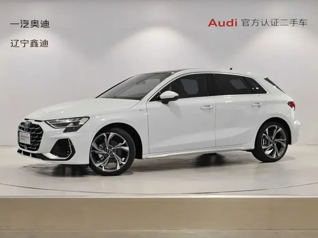 Audi A3 2025 Sportback 35TFSI Flying Premium
