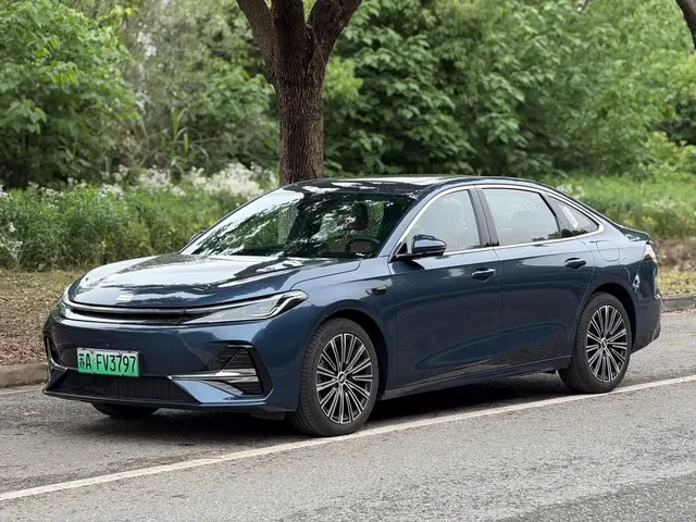 Geely Galaxy A7 2025 EM-i