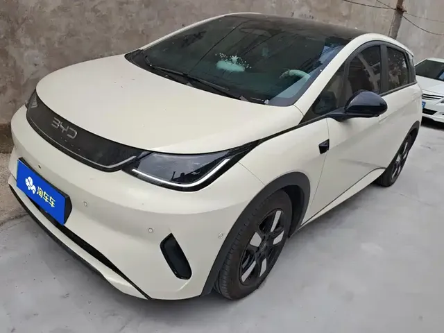 BYD Dolphin 2025 Smart Drive Edition 410km Fashion Version