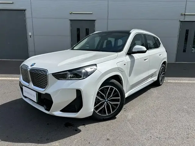 BMW iX1 2025 eDrive25L M Sport Package