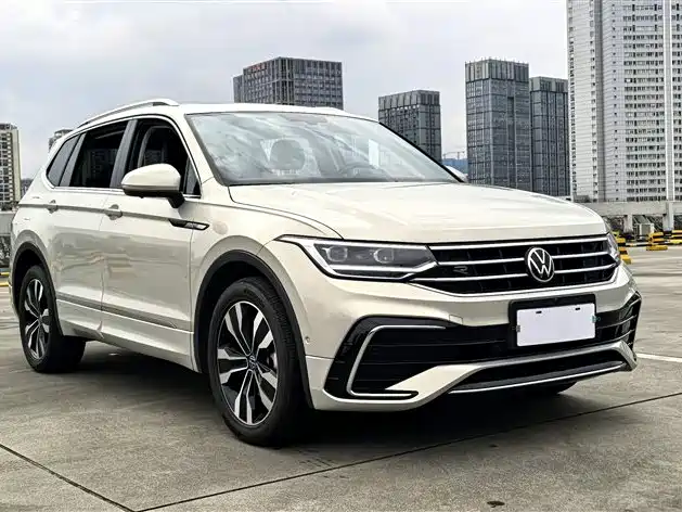 Volkswagen Tiguan L 2023 Facelift 380TSI Auto 4WD R-Line Cross Enjoy Edition 7-Seater
