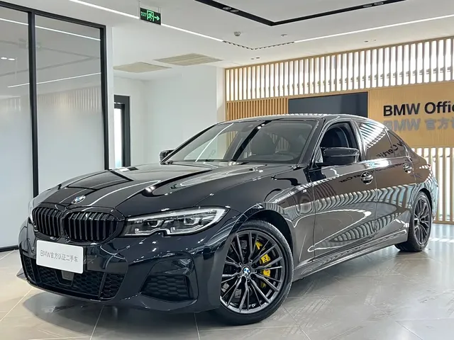 BMW 3 Series 2022 Facelift 330Li xDrive M Sport Shadow Edition