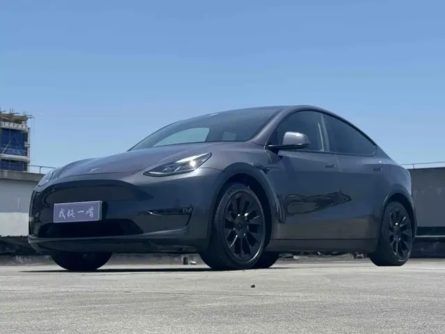Tesla Model Y 2021 Model Long Range AWD