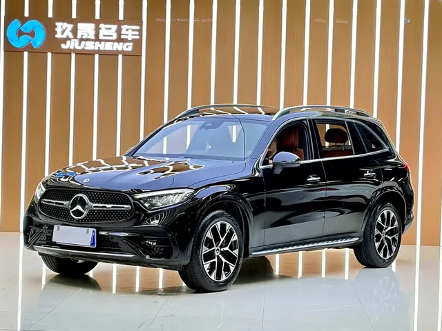 Mercedes-Benz GLC 2024 GLC 260 L 4MATIC Luxury 5-seater