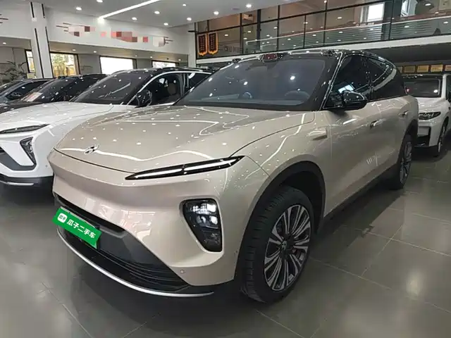 NIO ES8 2024 75kWh