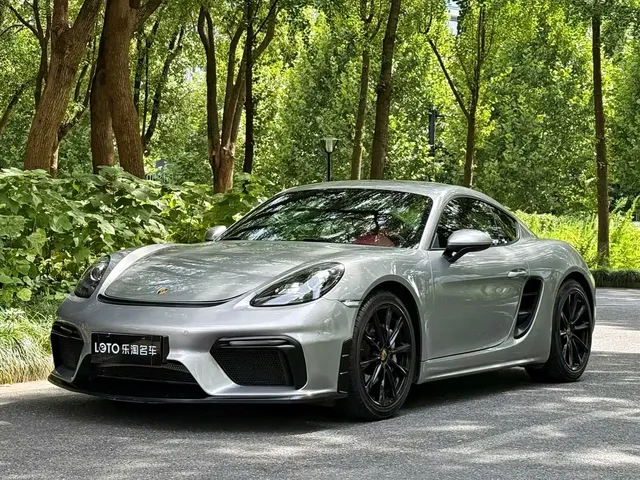 Porsche 718 2018 Cayman 2.0T