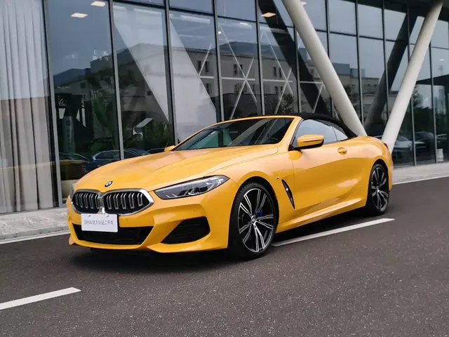 BMW 8 Series 2022 840i Convertible M Sport Package