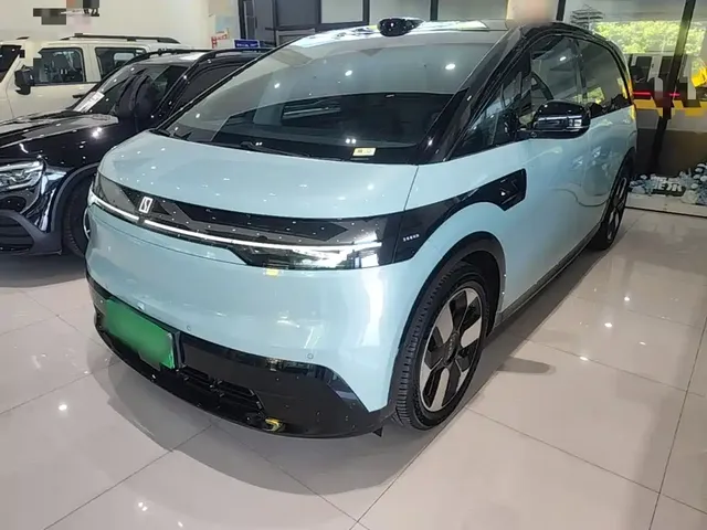 ZEEKR MIX 2025 Smart Driving Edition