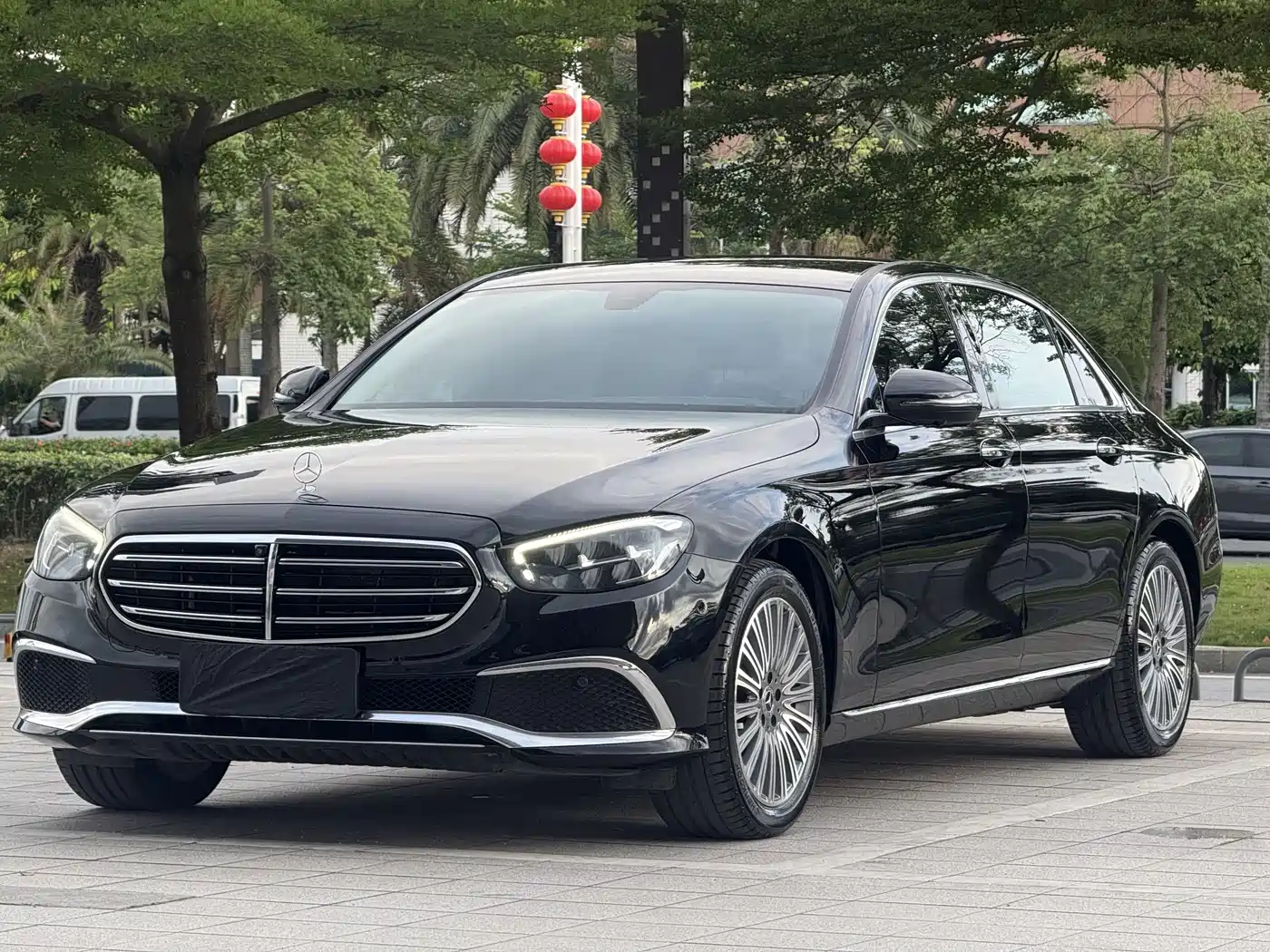 Mercedes-Benz E-Class 2021 E 300 L Luxury