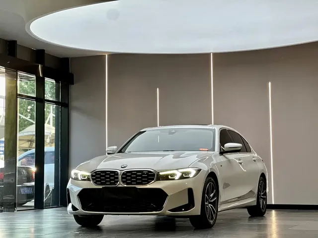 BMW 3 Series 2023 325Li M Sport Package