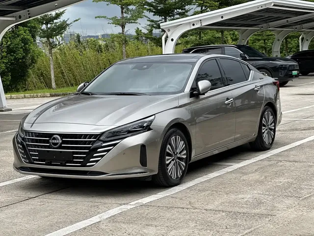 Nissan Teana 2022 2.0L XL-Upr Premium Edition