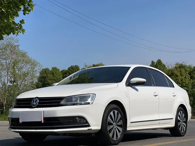 Volkswagen Sagitar 2018 1.6L Automatic Comfort
