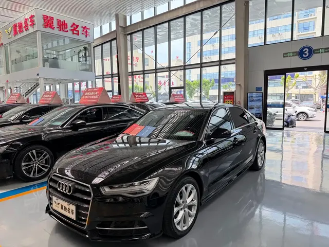 Audi A6L 2018 30th Anniversary 35 TFSI Fashion