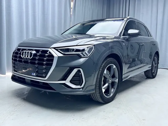 Audi Q3 2023 35 TFSI Fashion Dynamic (1.4T)