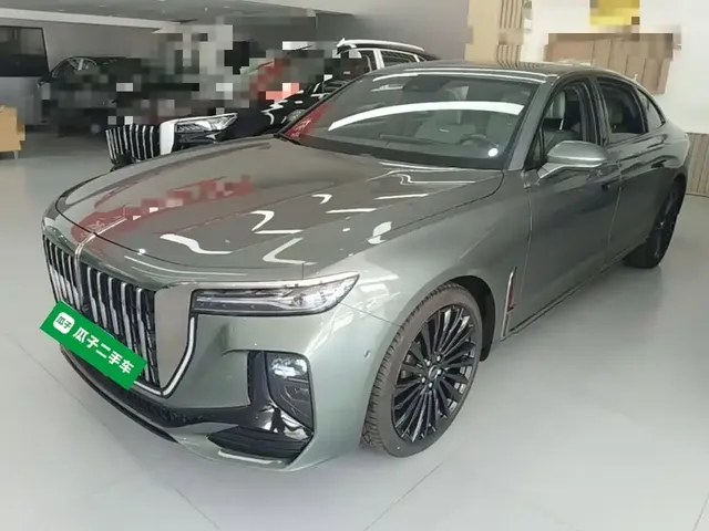 Hongqi H9 2025 2.0T 2WD Qi Chang Private Style Edition 5-seater