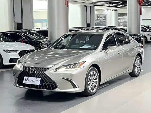 Lexus ES 2023 200 Excellence Edition