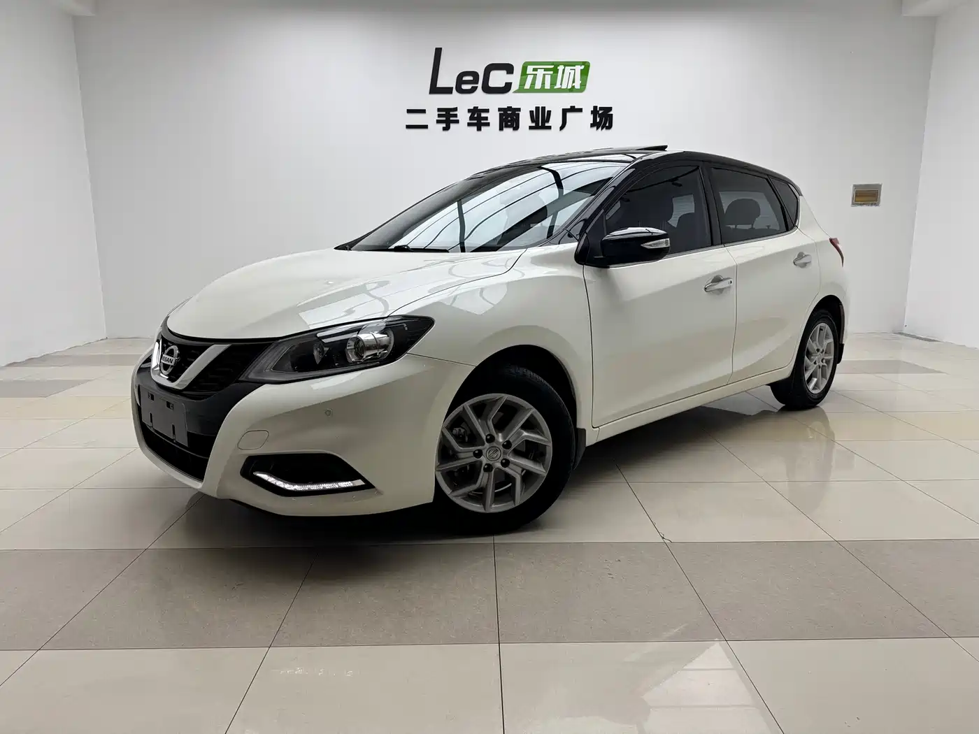 Nissan Tiida 2021 1.6L CVT Smart Drive Edition